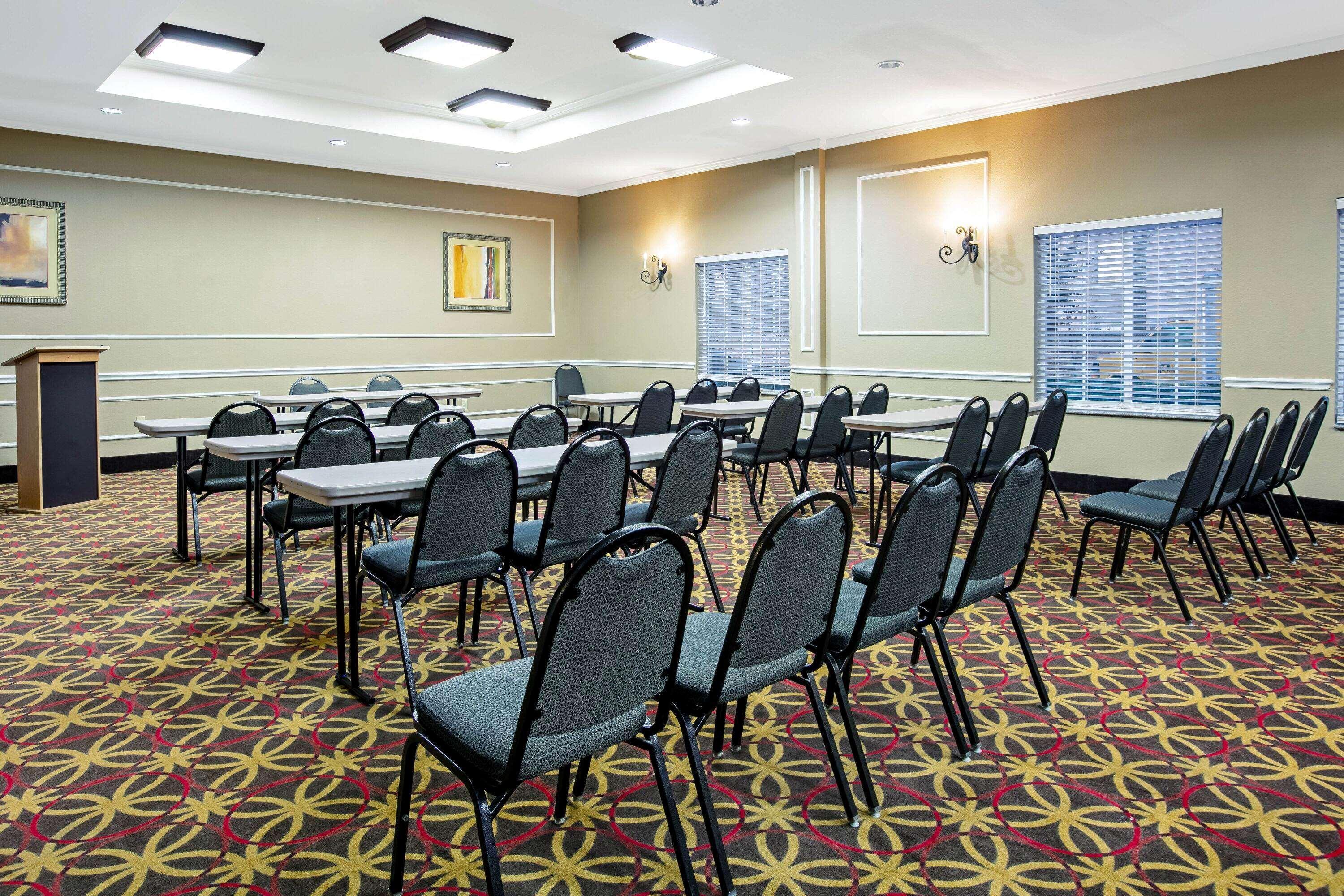La Quinta By Wyndham Garland Harbor Point Hotel Bagian luar foto
