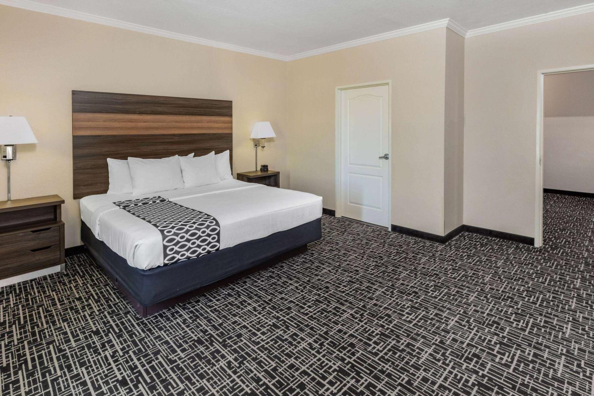 La Quinta By Wyndham Garland Harbor Point Hotel Bagian luar foto