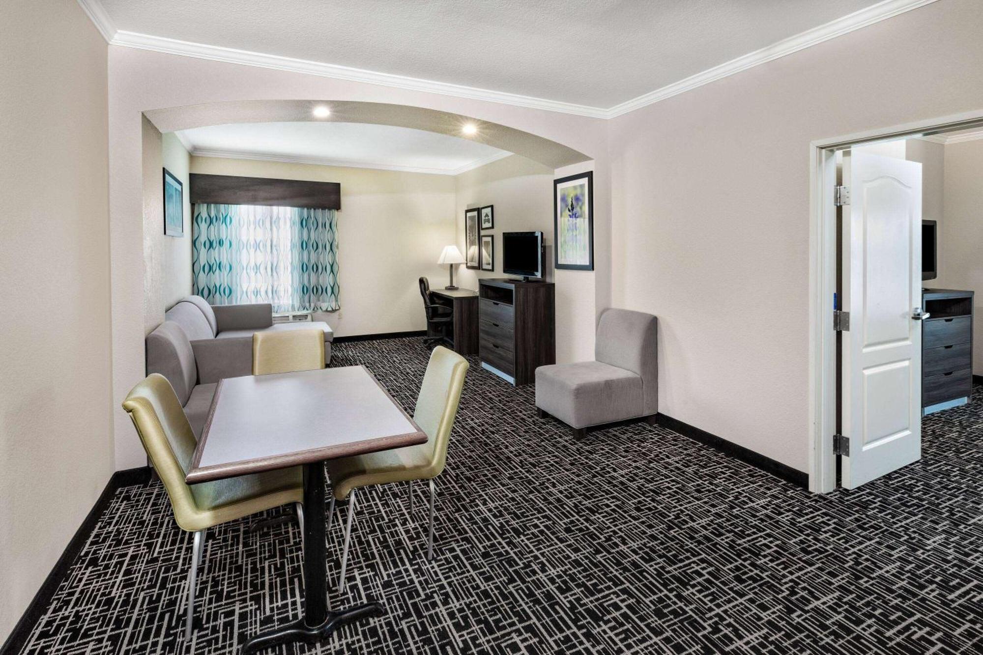 La Quinta By Wyndham Garland Harbor Point Hotel Bagian luar foto