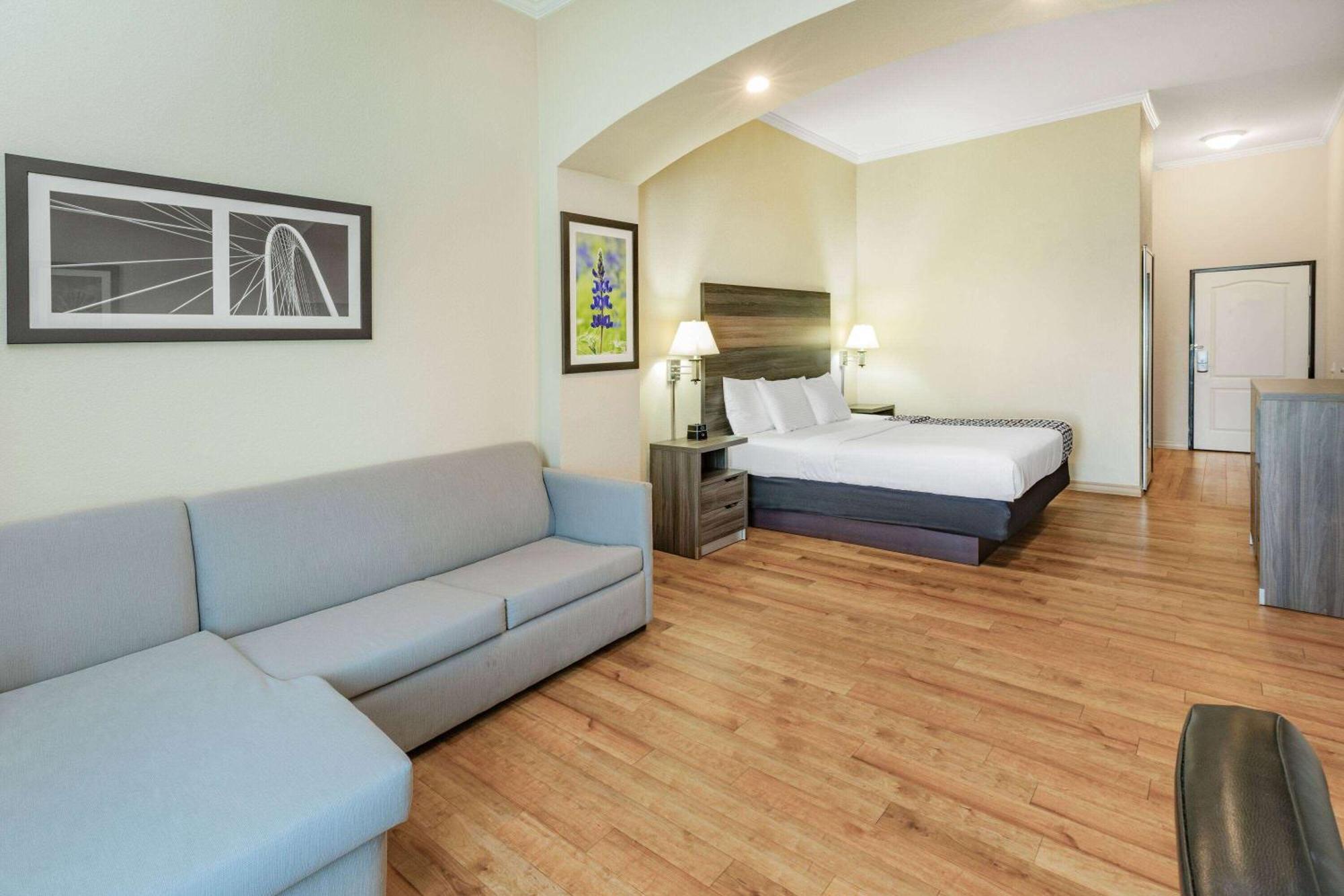 La Quinta By Wyndham Garland Harbor Point Hotel Bagian luar foto