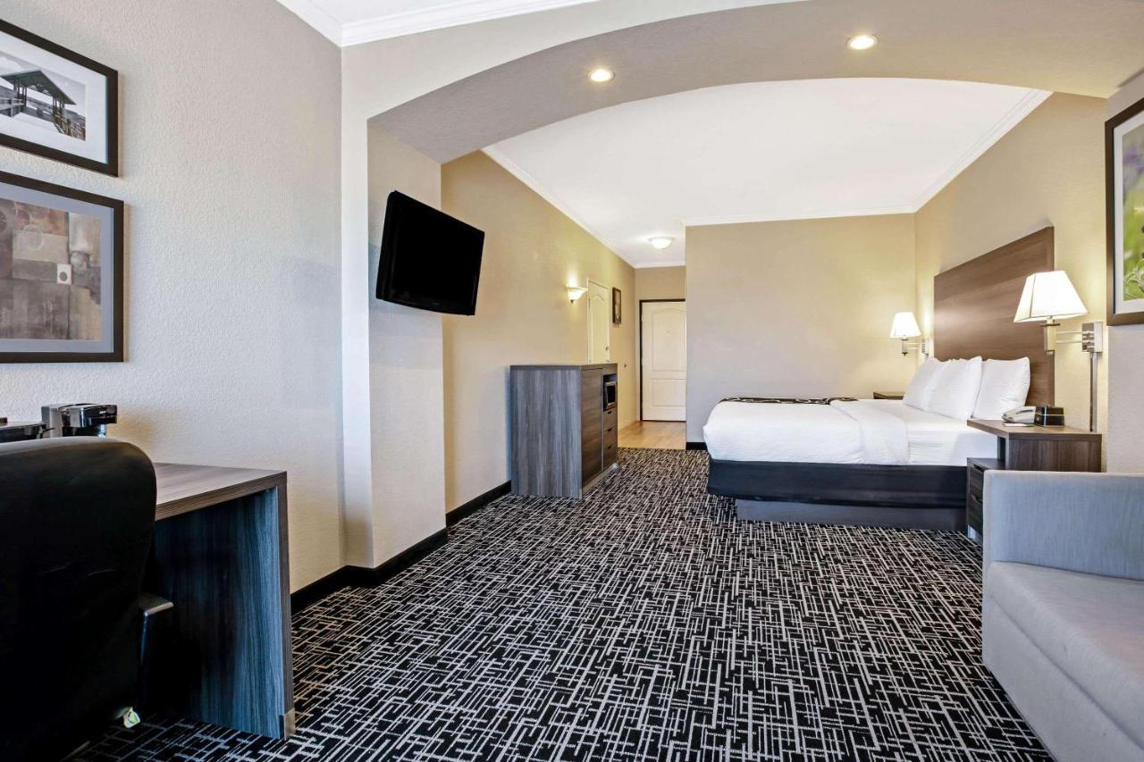 La Quinta By Wyndham Garland Harbor Point Hotel Bagian luar foto